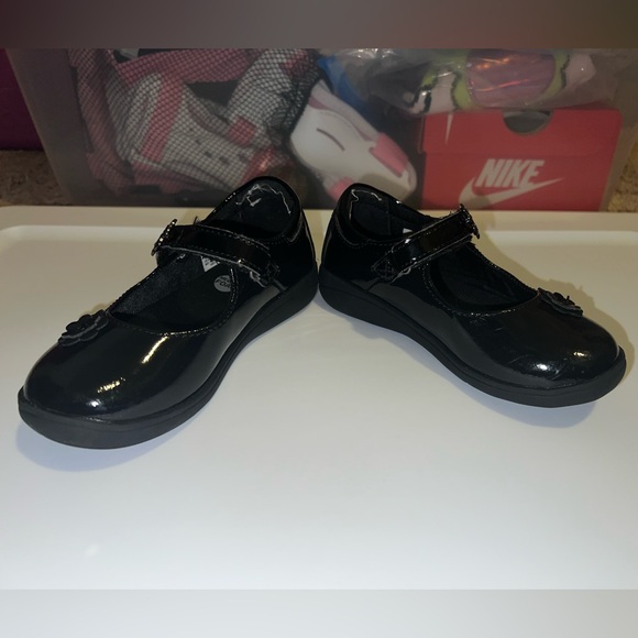 Mary Jane Flat 8.5c - Picture 7 of 8